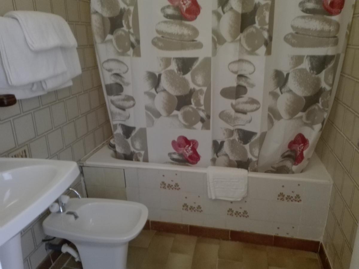 Ideal Camping Hotel Stagnolo 加莱里亚 外观 照片